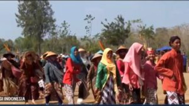 Labuh Tradisi Warga Yogyakarta Sambut Musim Tanam