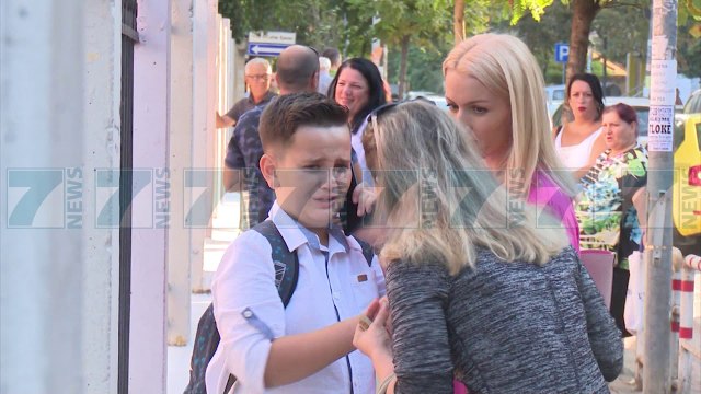 KETE TE HENE NISI VITI I RI SHKOLLOR, VIJON MESIMI ME TURNE - News, Lajme - Kanali 7