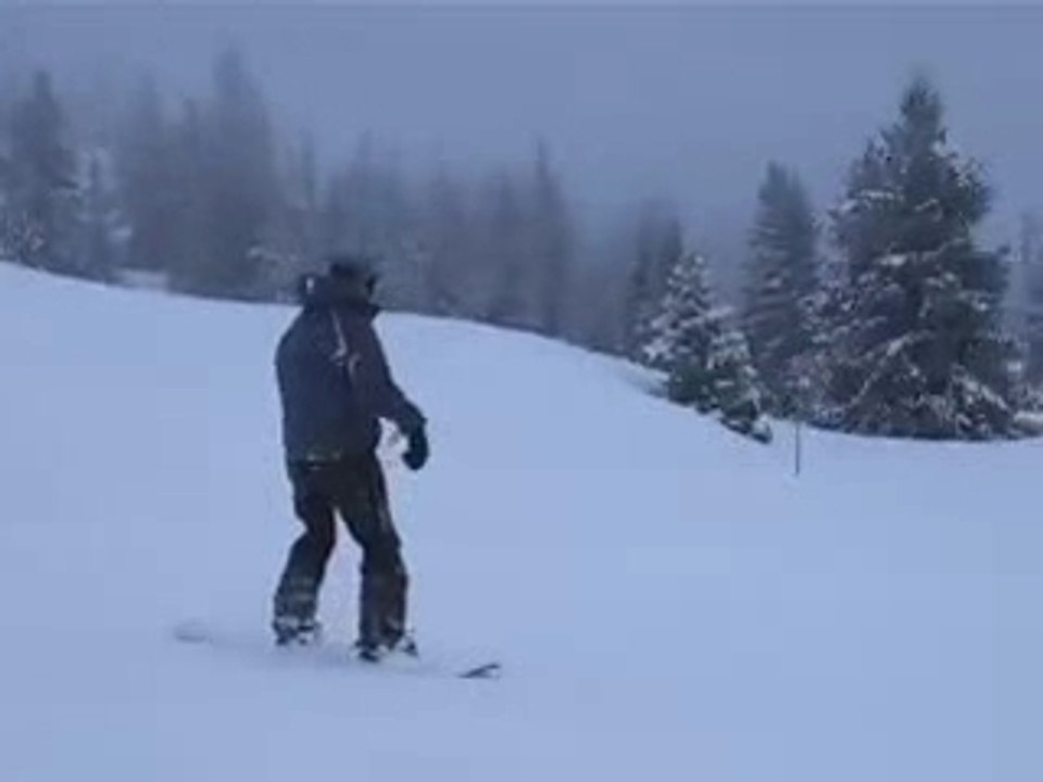 Cécile se met au Snowboard