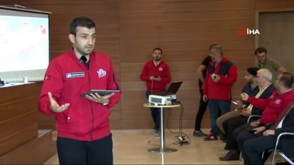 - Selçuk Bayraktar TEKNOFEST öncesi basın temsilcileri ile buluştu