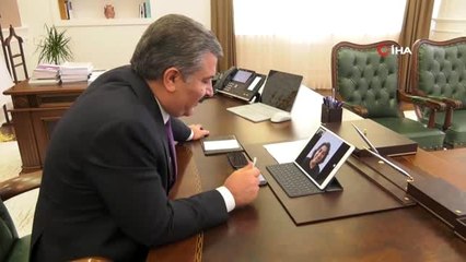 Sağlık Bakanı Koca'dan, Almanya'da Yılın Doktoru seçilen Dr. Dilek Gürsoy'a tebrik