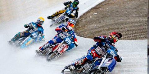 El nuevo deporte extremo de moda para "lunáticos": Motociclismo sobre hielo