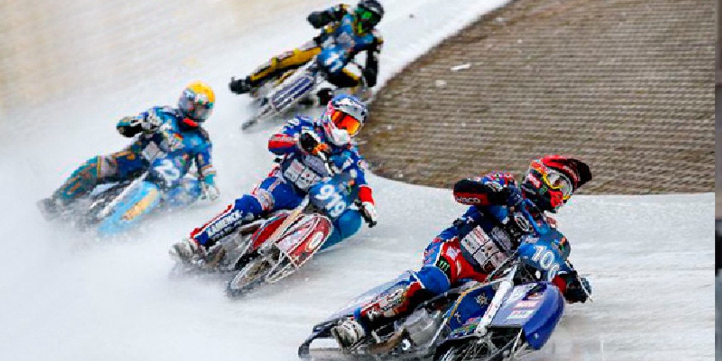 El nuevo deporte extremo de moda para "lunáticos": Motociclismo sobre hielo