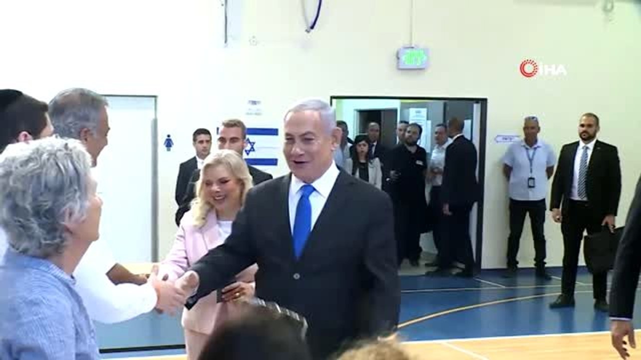 - Netanyahu ve Eşi Oyunu Kullandı