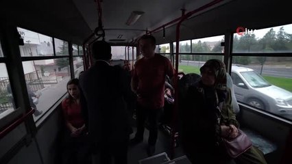 Belediye başkanı makamına halk otobüsü ile gitti