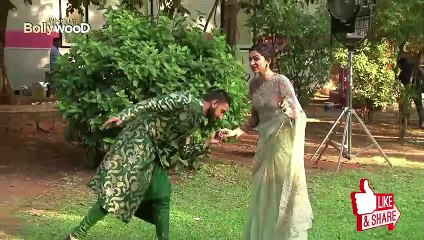 Deepika Padukone Forgets That She Is Married