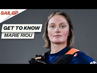 "Creates A Positive Atmosphere" // Get To Know // Marie Riou