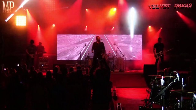 Velvet Dress - Where The Streets Have No Name