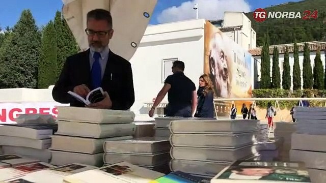 San Giovanni Rotondo, la fiera dei libri di San Pio
