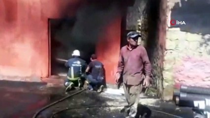 Van Atatürk Stadı'nda korkutan yangın