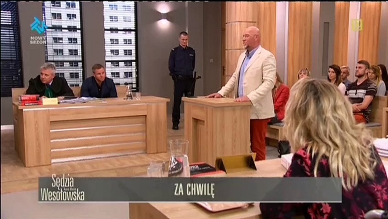 Sedzia - czołówka i tyłówka