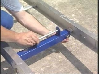Levage assisté du monte-charges Montana de Comabi