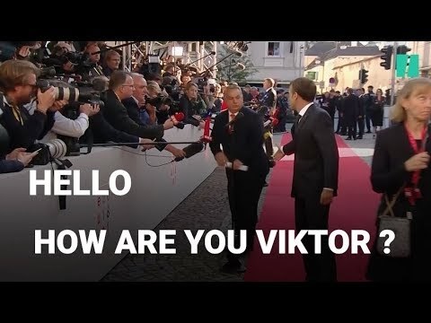 Macron interrompt Orban en pleine interview: How are you Viktor?