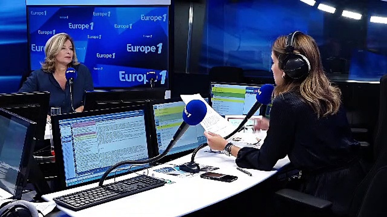 Valérie Trierweiler : "Les séances de signatures de François Hollande sont comme une campagne électorale"