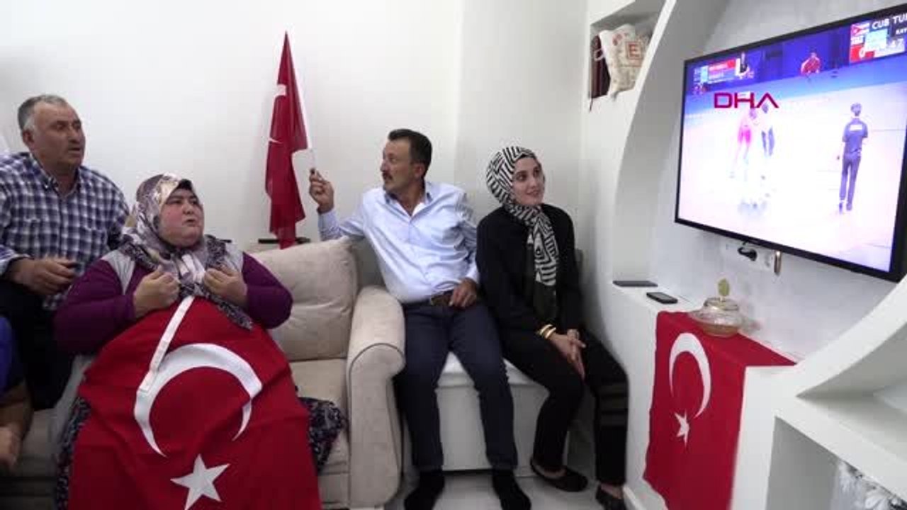 Spor kayaalp ailesinin şampiyonluk sevinci