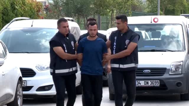 At yarışı cinayeti...Babasına at yarışı oynattığını ileri sürdüğü ganyan bayi sahibini öldürdü