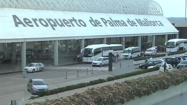 Advertencias del Gobierno británico a los ciudadanos que viajen a España