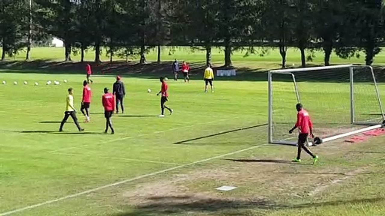 Avant ASNL-Chambly, ça travaille les coups de pied arrêtés en Forêt de Haye !
