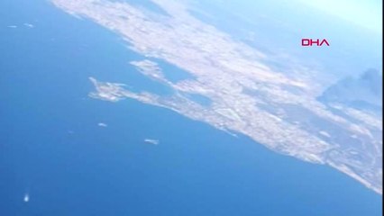 Tuzla'daki yangın uçaktan görüntülendi