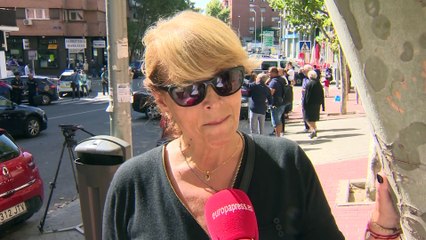 Los vecinos ven "horrible" la precipitación de la madre con su hija