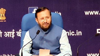 Cabinet clears Rs 2,024 crore bonus for Railway staff
