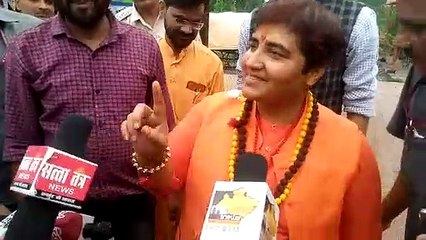 सीहोर में जितने भी मीडिया वाले हैं, सब बेईमान हैं: साध्वी प्रज्ञा