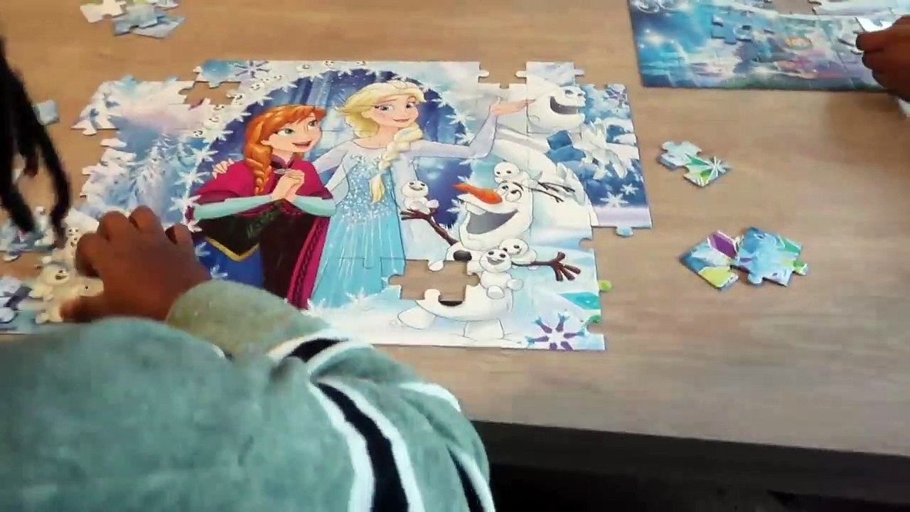 NOTRE TOUS PREMIER VLOG DE L'ANNÉE 2019 + BONNE ANNÉE