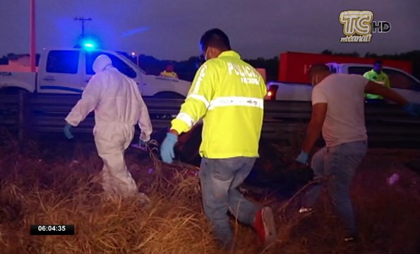 Hombre sin vida fue encontrado en un estero al oste de Guayaquil