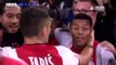 Ajax'lı futbolcuların gol sevinci de Şampiyonlar Ligi; hem tokat attı hem öptü