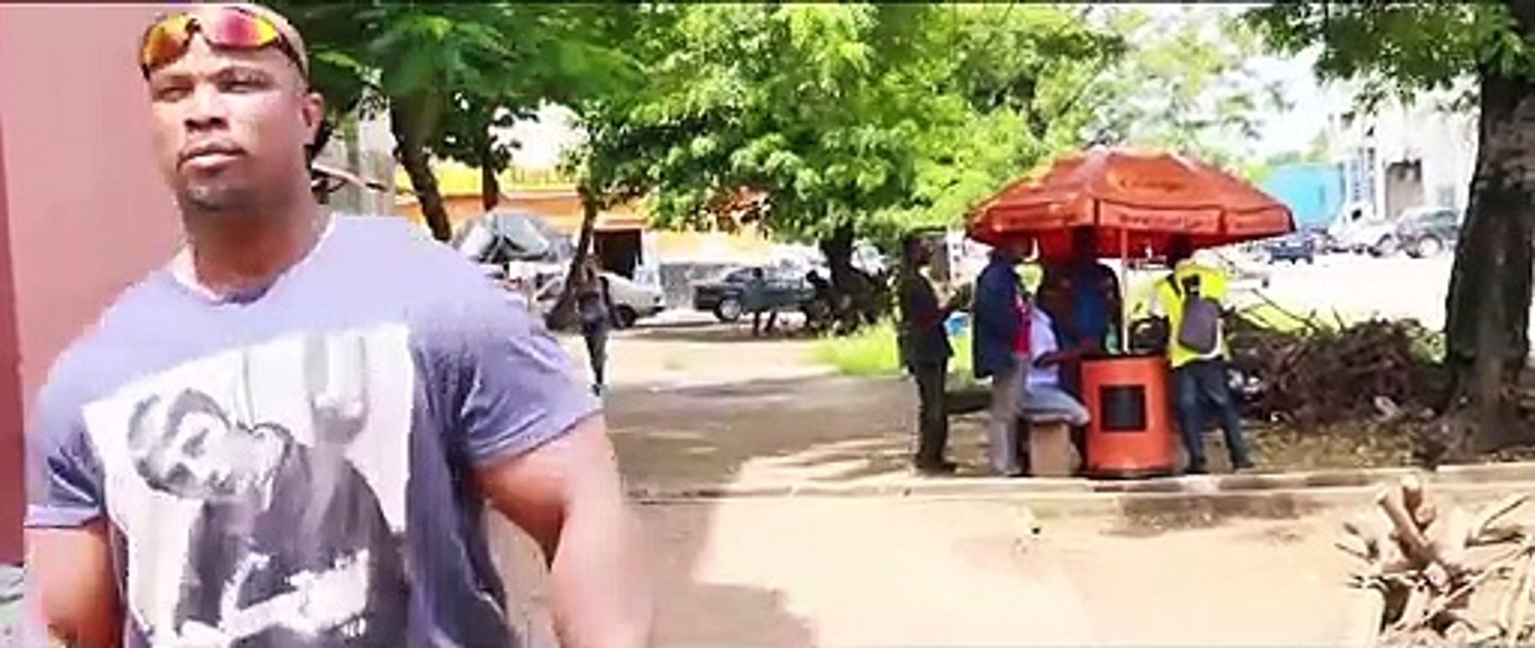 COMÉDIE IVOIRIENNE - Il a touché mes fesses