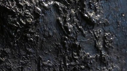 Nikolai Nasedkin, il pittore che usa il petrolio sulla tela