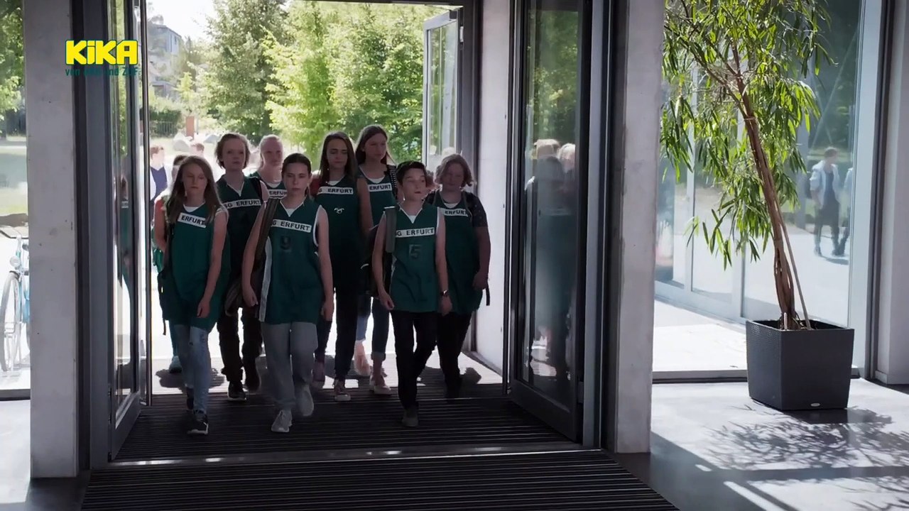 Folge 924 (Staffel 22 Folge 2) | Schloss Einstein