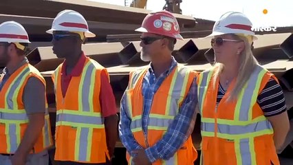 ट्रम्प मैक्सिको सीमा पर दीवार देखने पहुंचे