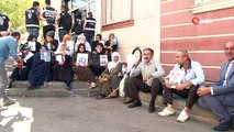 HDP binası önündeki ailelerin eylemi 17'nci gününde: Biz burada bir çığlık yükseltiyoruz, ya ölüm çığlığı ya da zafer çığlığı