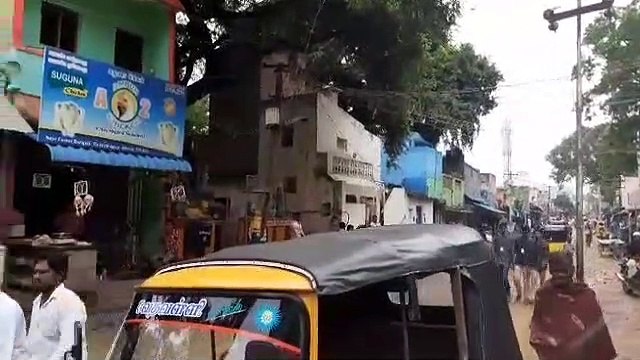 வீட்டு வாசற்படியில் உட்கார்ந்து கஞ்சா விற்ற வள்ளி.. அள்ளிய ஆம்பூர் மகளிர் போலீஸ்!-வீடியோ