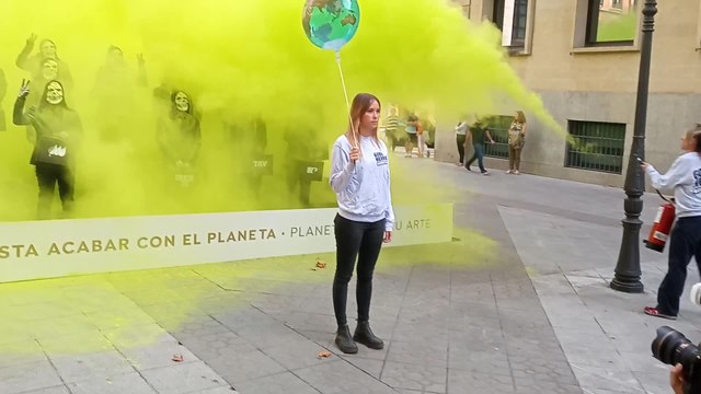 Performance de Sortu en Bilbao contra el cambio climático
