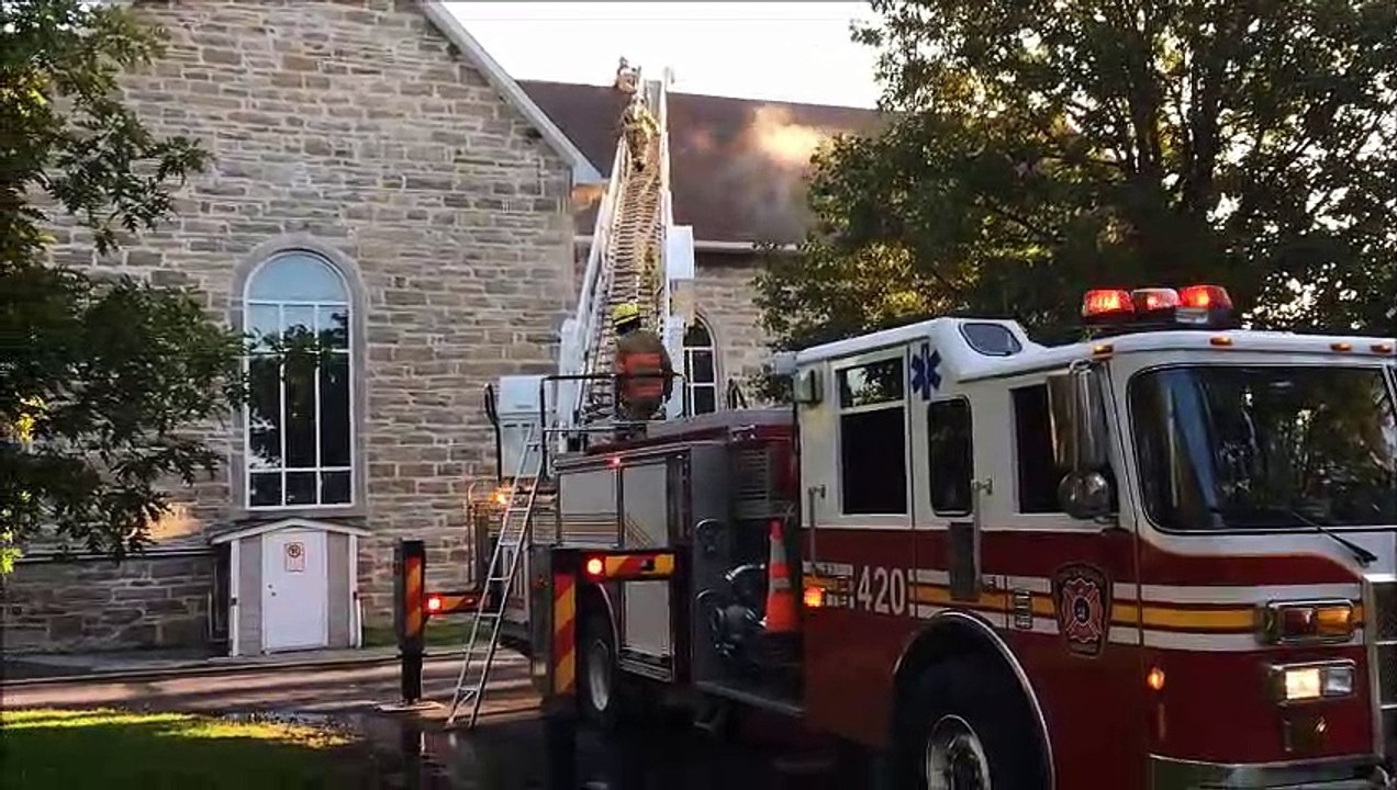 Feu à l'église de Mercier