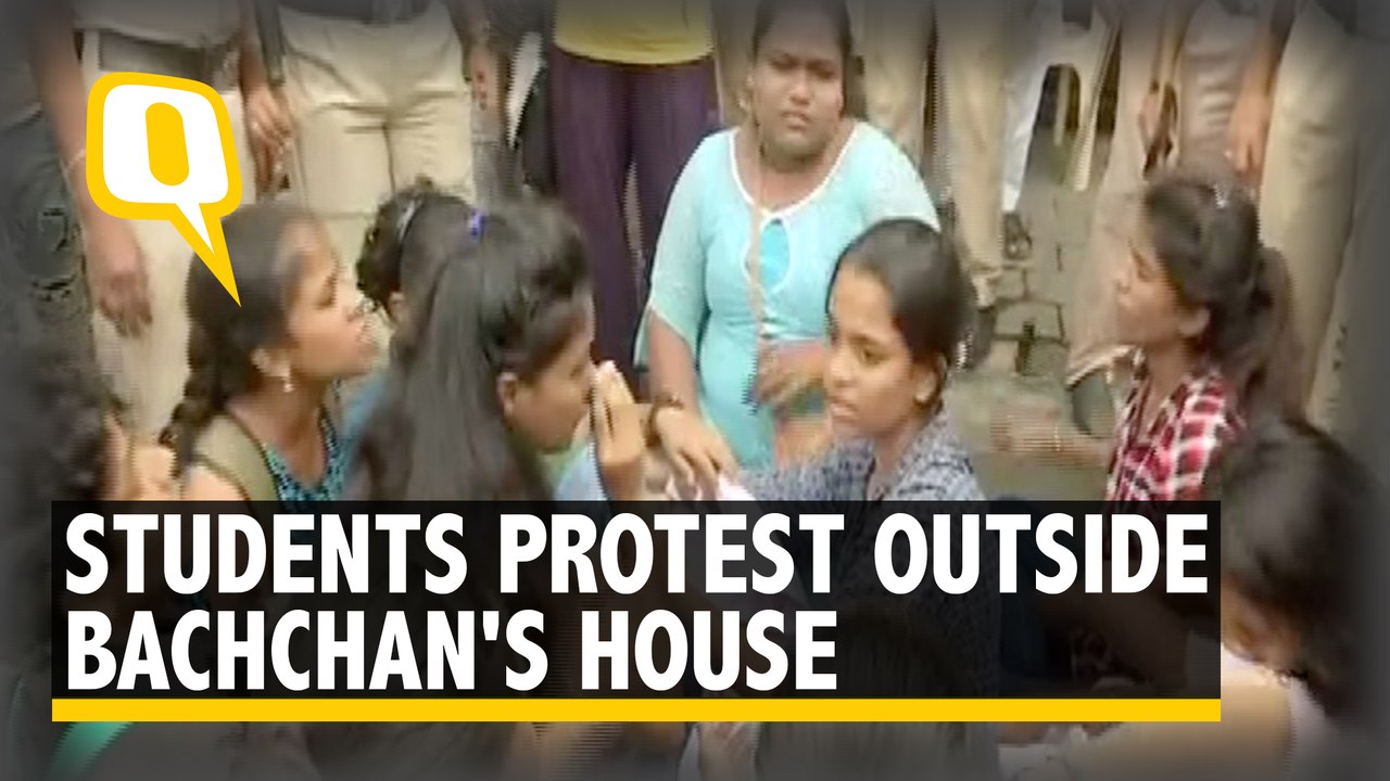Aarey: Students Protest Outside Bachchan's House; 22 Detained