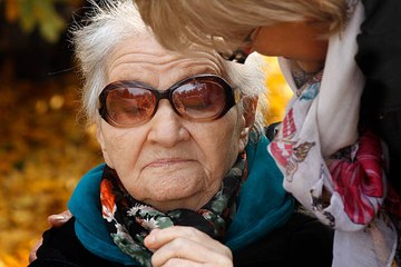 ¿Cómo entender la dependencia de personas mayores?