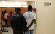 Dos sujetos fueron capturados tras asaltar a una mujer al sur de Guayaquil