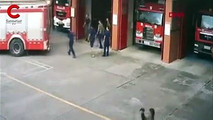 Yanan kamyonunu, itfaiyeye kendi götürdü