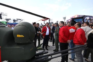 İmamoğlu, TEKNOFEST'i ziyaret etti