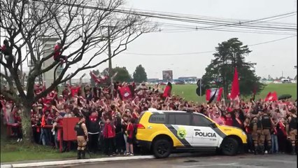 Festa grande da torcida do Athletico