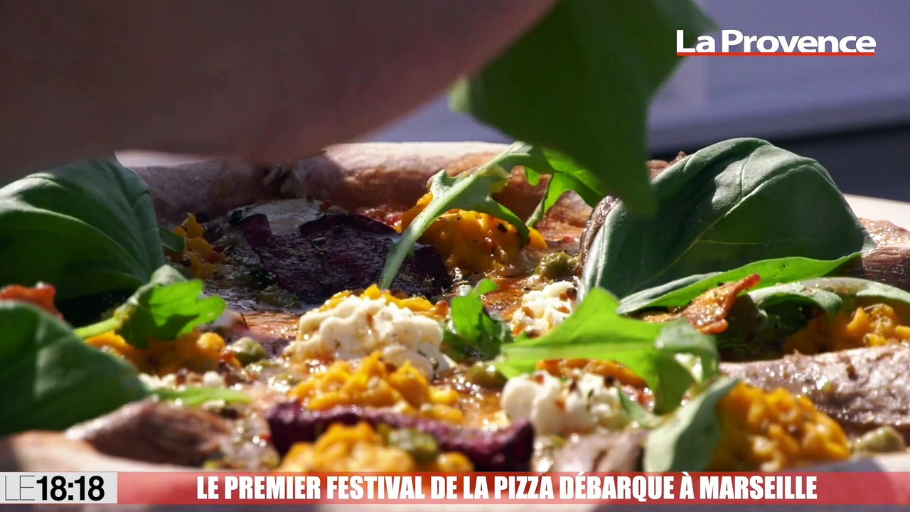 Le 18:18 : le premier festival de la pizza a commencé sur le Vieux-Port de Marseille