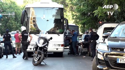 Greek police evict migrants from Athens squats