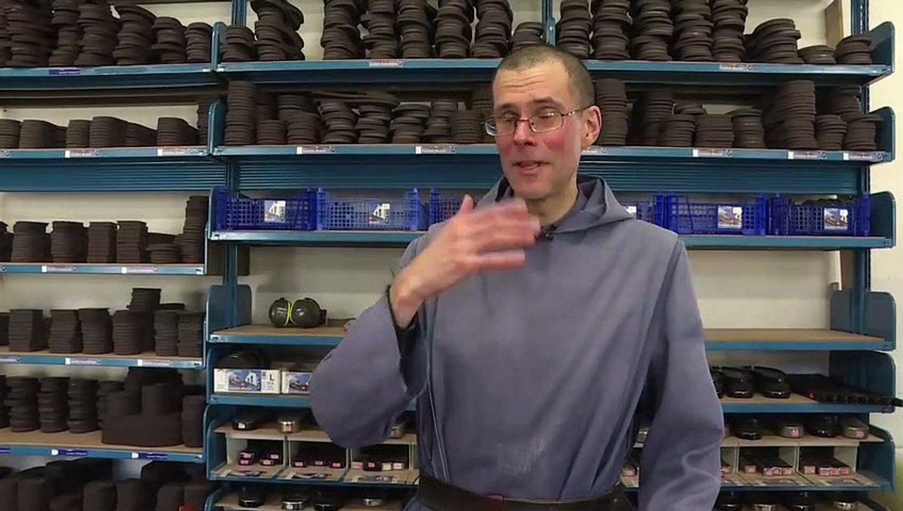 Les sandales des moines bénédictins, ça marche... même au Japon