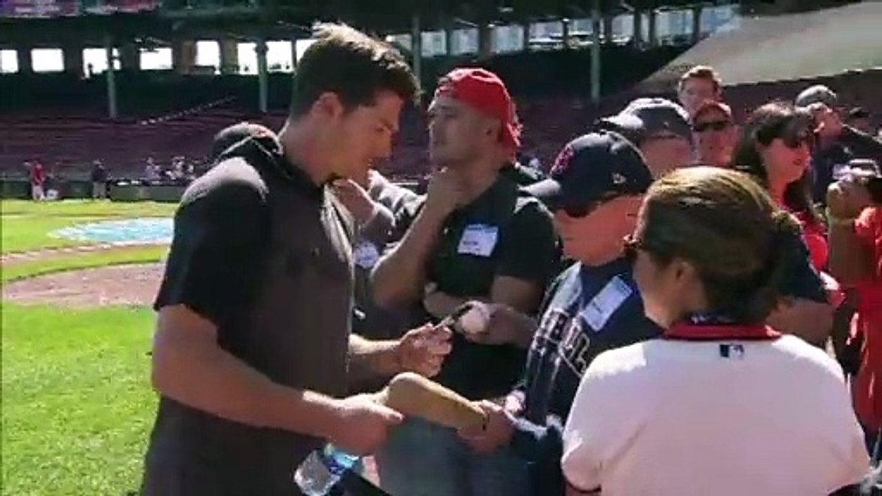 Mike Yastrzemski Signs Autographs At Fenway Park