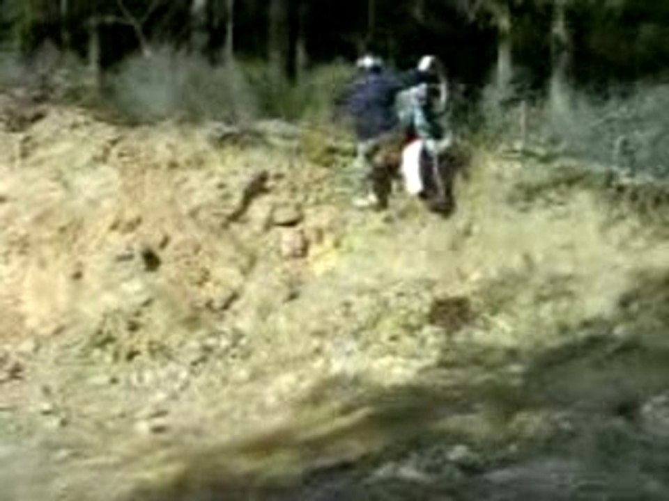 chute yamaha ty 250 trial