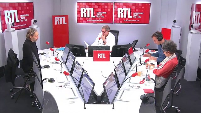 Avec Homeless Songs , Stephan Eicher chante l'amour et murmure l'absence