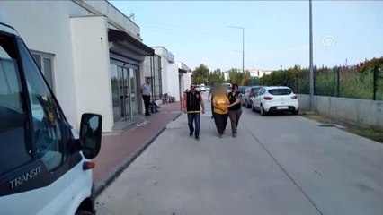 Oğlunu cinayete azmettirdiği iddia edilen anne yakalandı